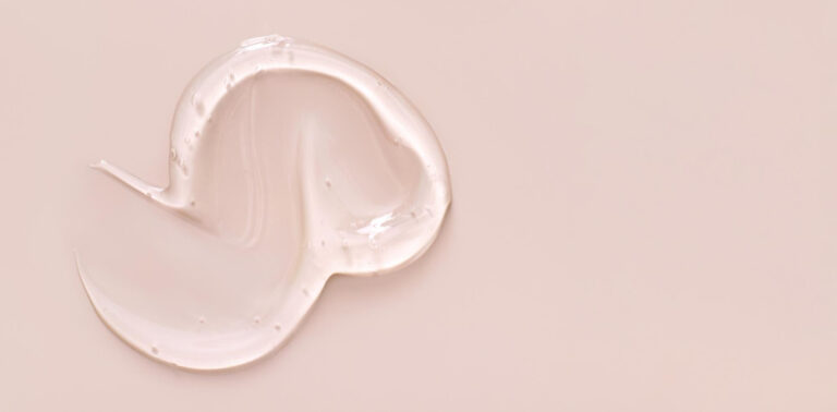 Lire la suite à propos de l’article [Décryptage compo] Äiny, gelée lactée démaquillante Perles de la plus belle eau